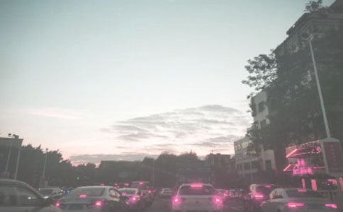 ��܇(ch��)�и���ӛ300��