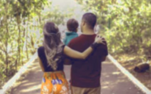 �P�ڸ���ĸ�۵�����