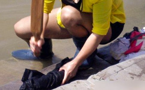 �DŮ�������(hu��)�_(k��i)Ļʽ�l(f��)�Ը�