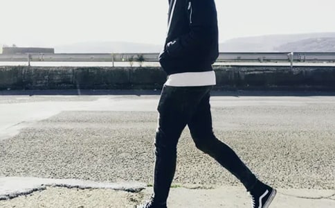�Ŵ����������������